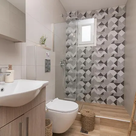 Destiny Casa vacanze Lagopodhon